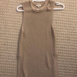 X-SMALL LONG BEIGE SLEEVELESS WILFRED TUNIC